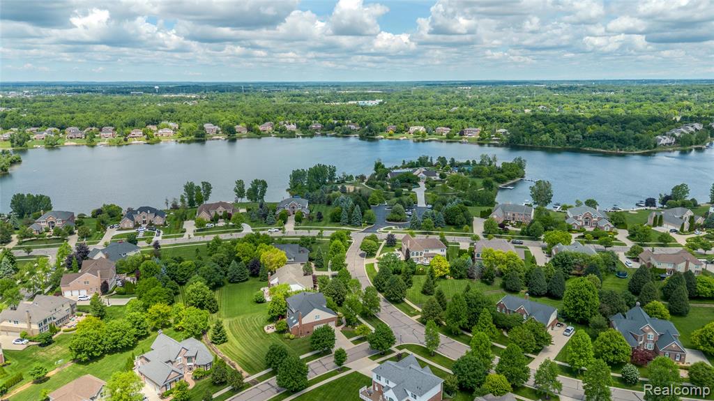 50719 Amesburg Drive, Novi, MI — Photo 60