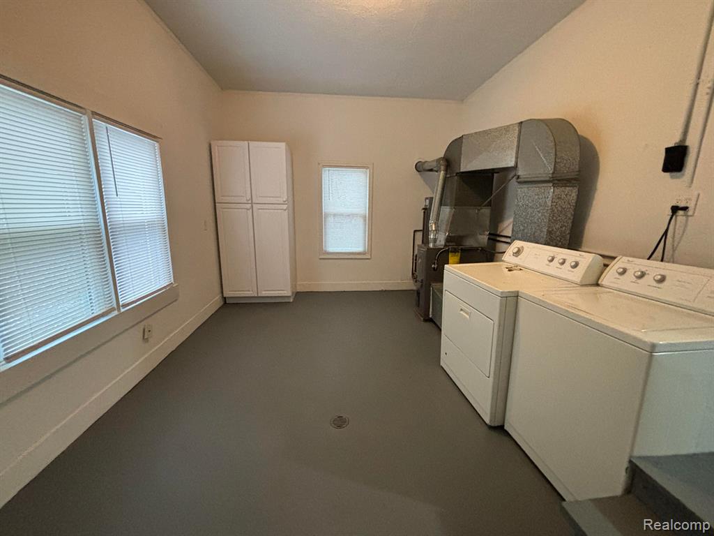 594 ANDRESEN, Hazel Park, MI 48030 — Photo 14