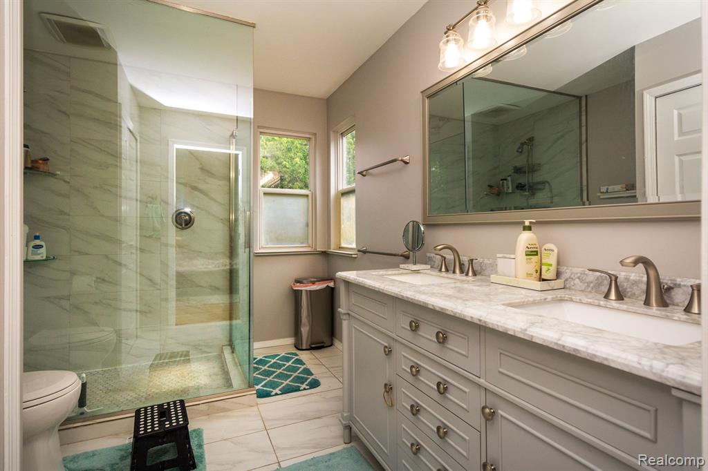 5470 MILL RACE Way, Commerce Twp, MI 48382 — Photo 27
