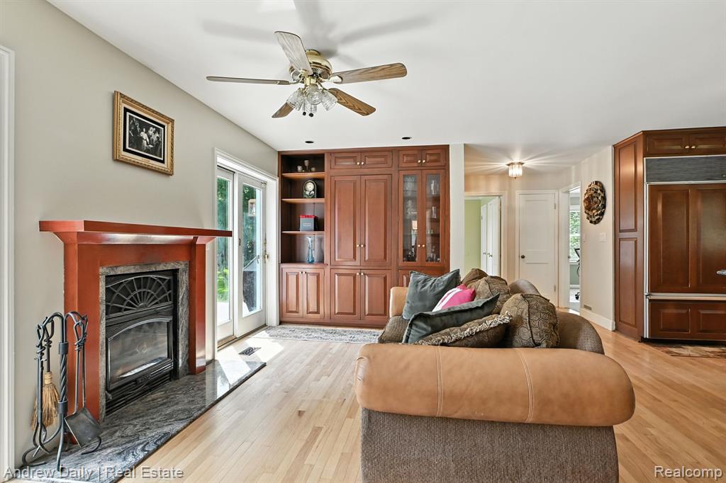 6300 Brookville Road, South Lyon, MI 48178 — Photo 11