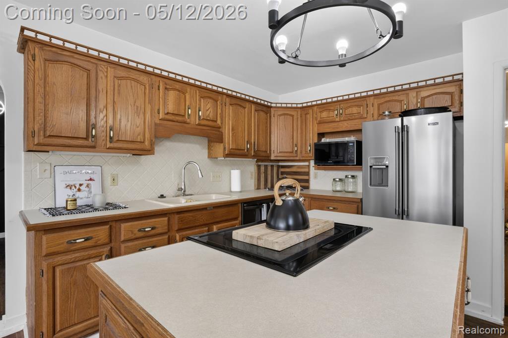 1209 Beatrice Street, Flushing, MI 48433 — Photo 8