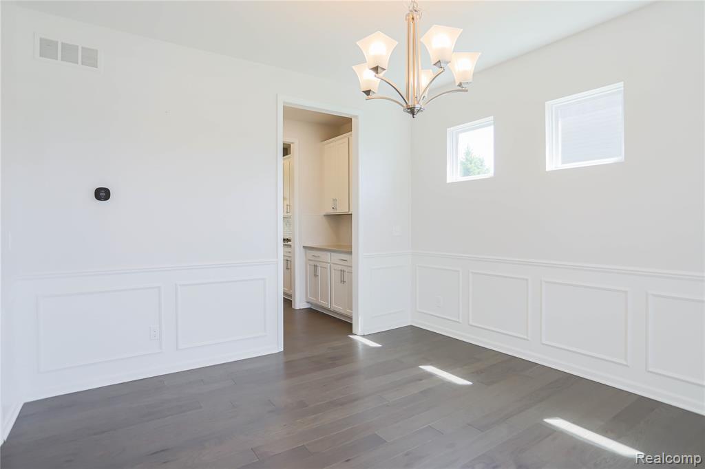 13101 Valencia Drive, Utica, MI 48315 — Photo 15