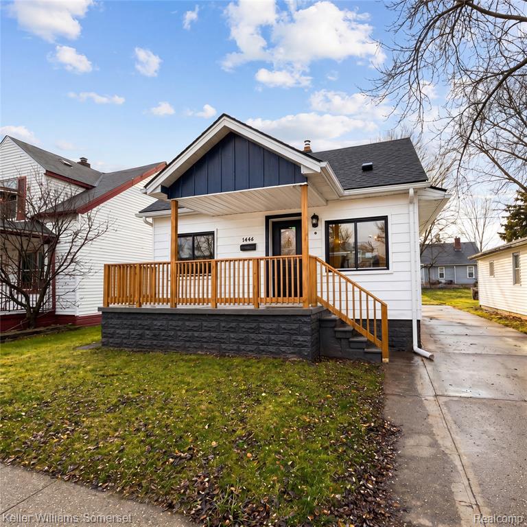 8647 Chalmers Avenue, Warren, MI 48089 — front exterior
