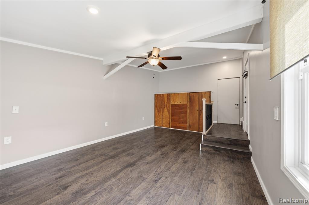 10470 King Road, Davisburg, MI 48350 — Photo 20