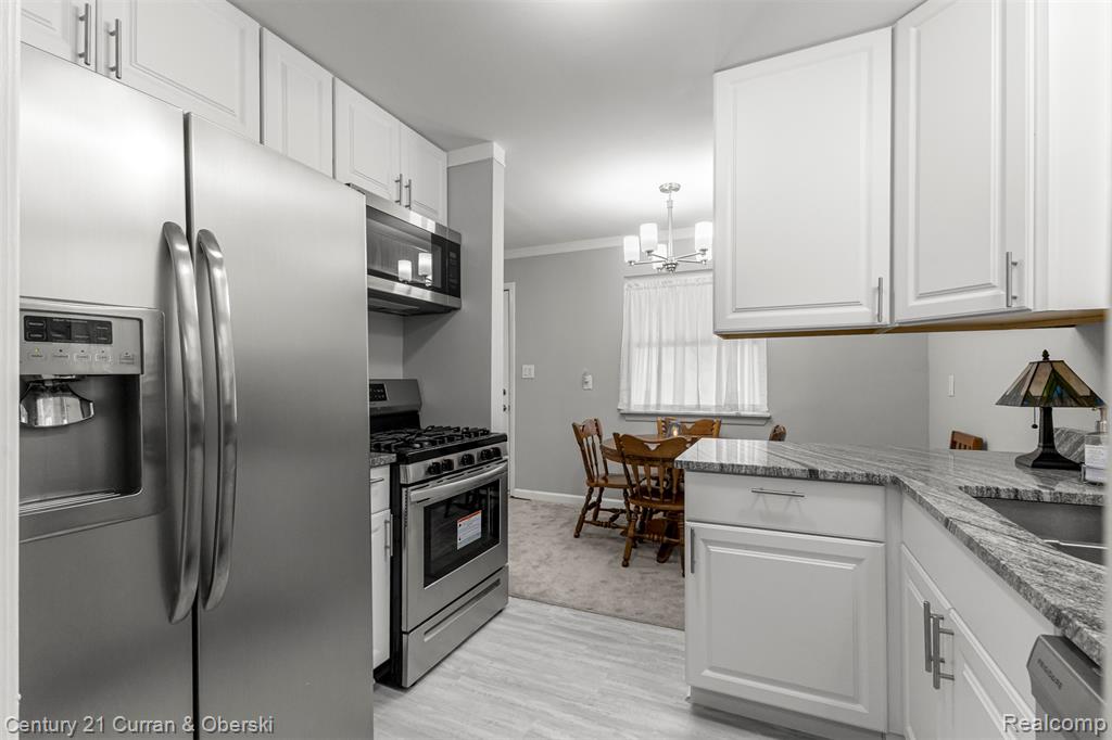 7120 Jackson Avenue, Taylor, MI 48180 — Photo 17