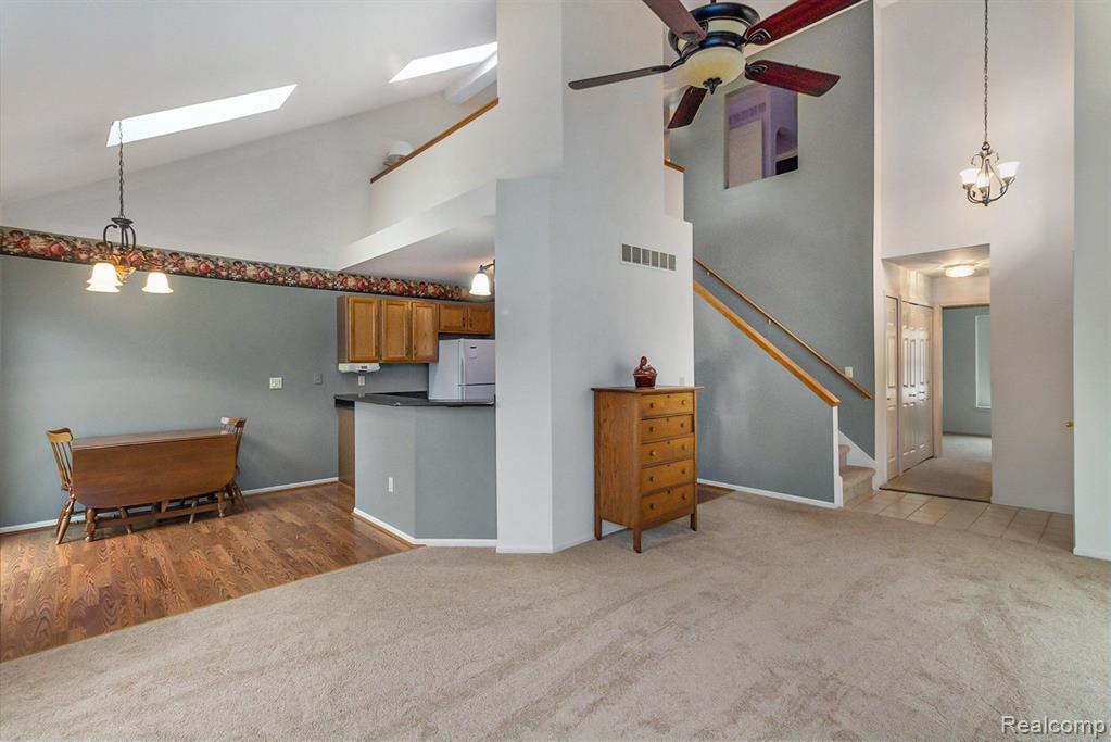 715 WHISPERWOOD Trail, Fenton, MI 48430 — Photo 5