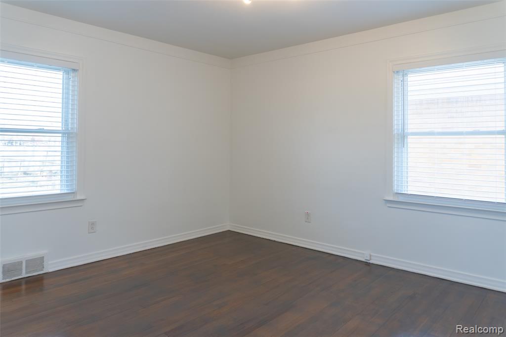 8153 Racine Road, Warren, MI 48093 — Photo 25