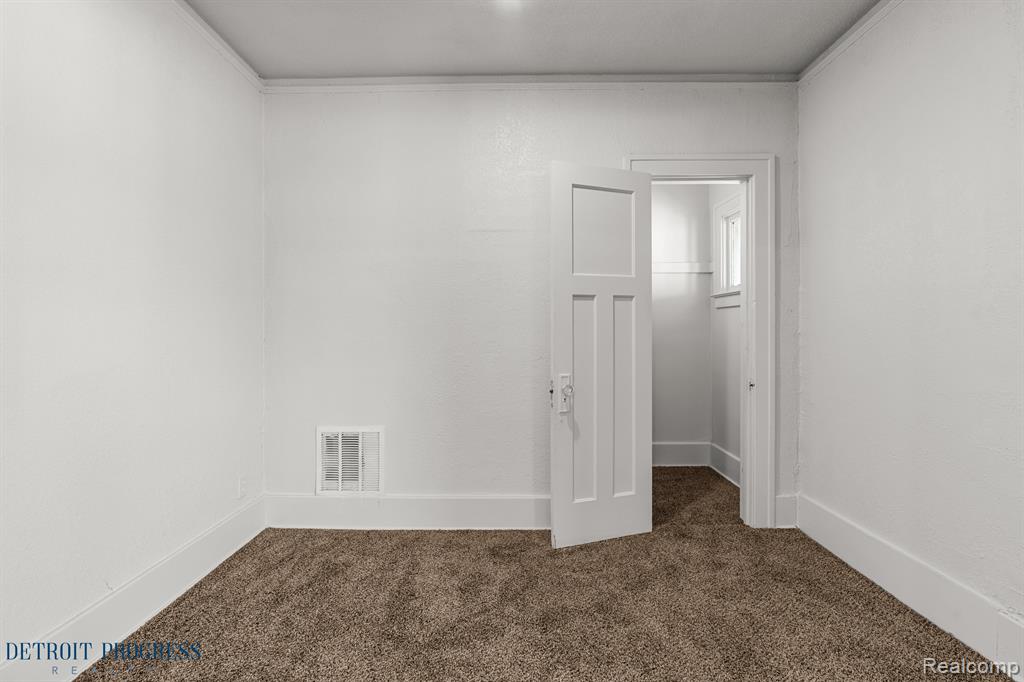 5285 Maplewood Street, Detroit, MI 48204 — Photo 17