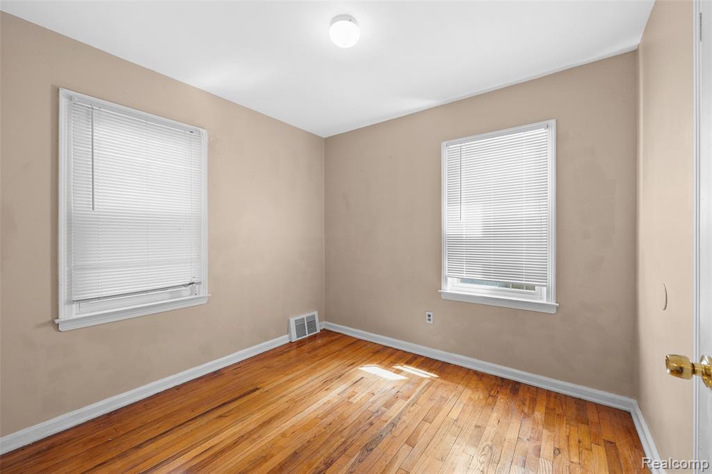 7490 Lamphere, Redford, MI 48239 — Photo 10