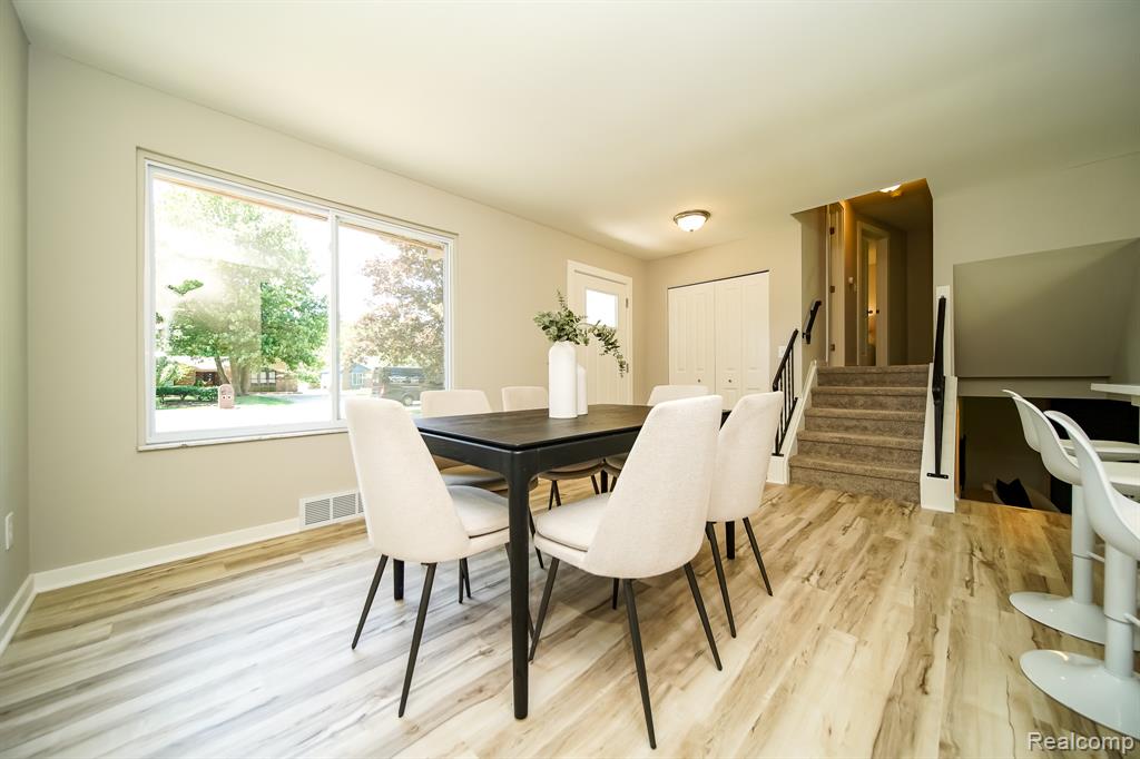 48297 Mallard Drive, New Baltimore, MI 48047 — Photo 14