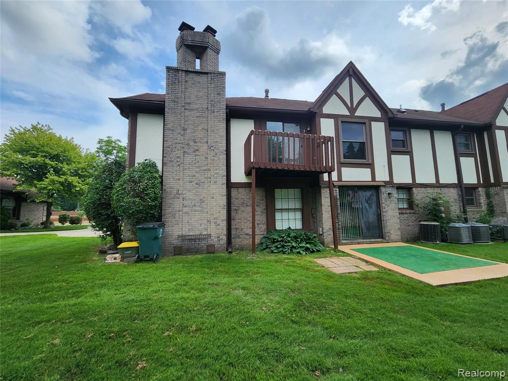 19400 W 11 Mile Road, Lathrup Village, MI 48076 — Photo 5