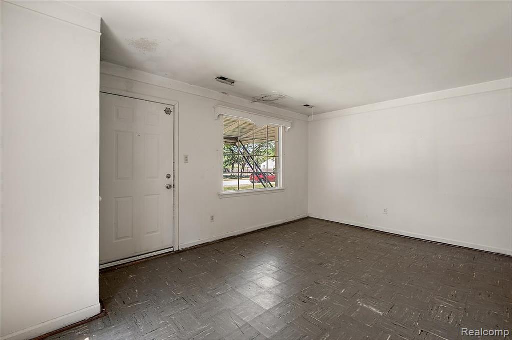 5942 Harrison Street, Garden City, MI — Photo 8
