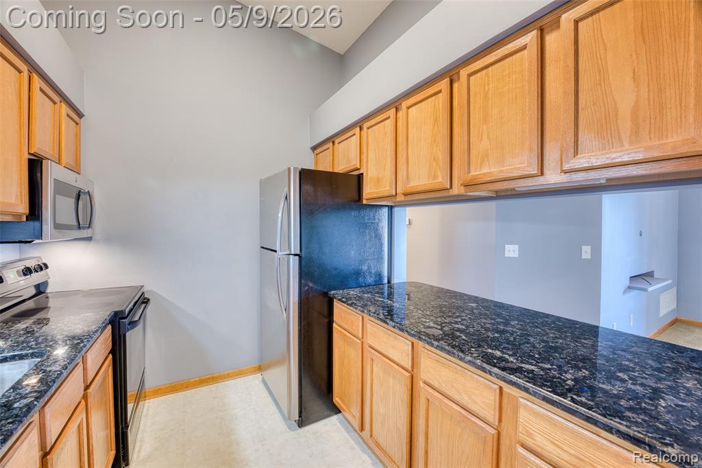 46075 Tallgrass Court, Van Buren, MI 48111 — Photo 12