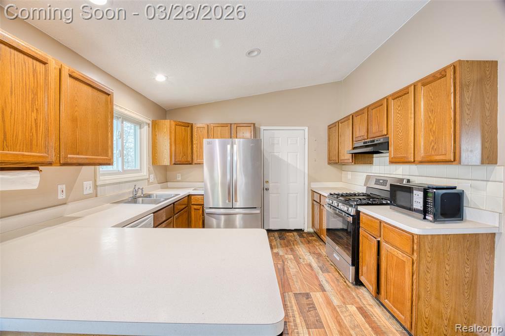 7557 Chilson Road, Pinckney, MI 48169 — Photo 12