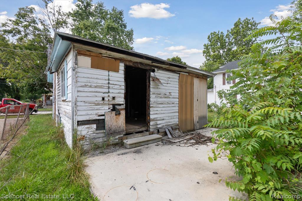 629 Alger Avenue, Owosso, MI 48867 — Photo 12