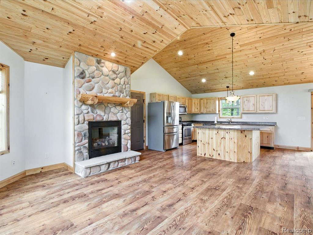4300 Carrigan Road, Fort Gratiot, MI 48059 — Photo 10