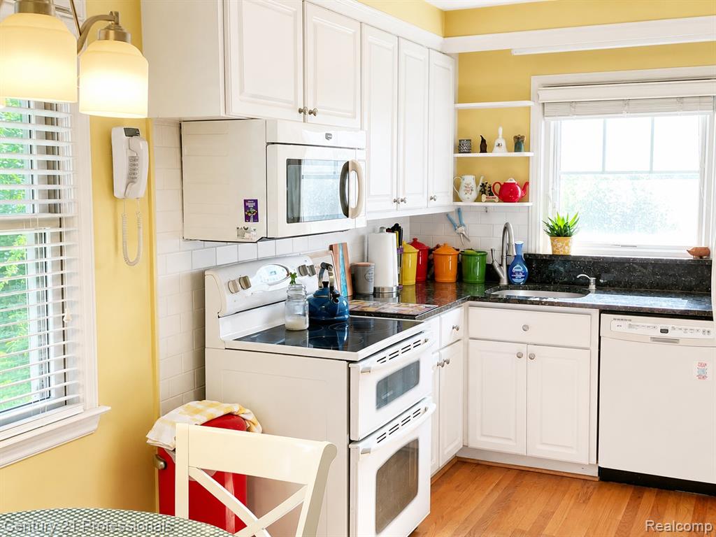 605 Lexington Boulevard, Royal Oak, MI 48073 — Photo 5