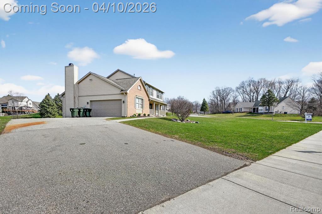 255 Round Tree Drive, Lake Orion, MI — Photo 51