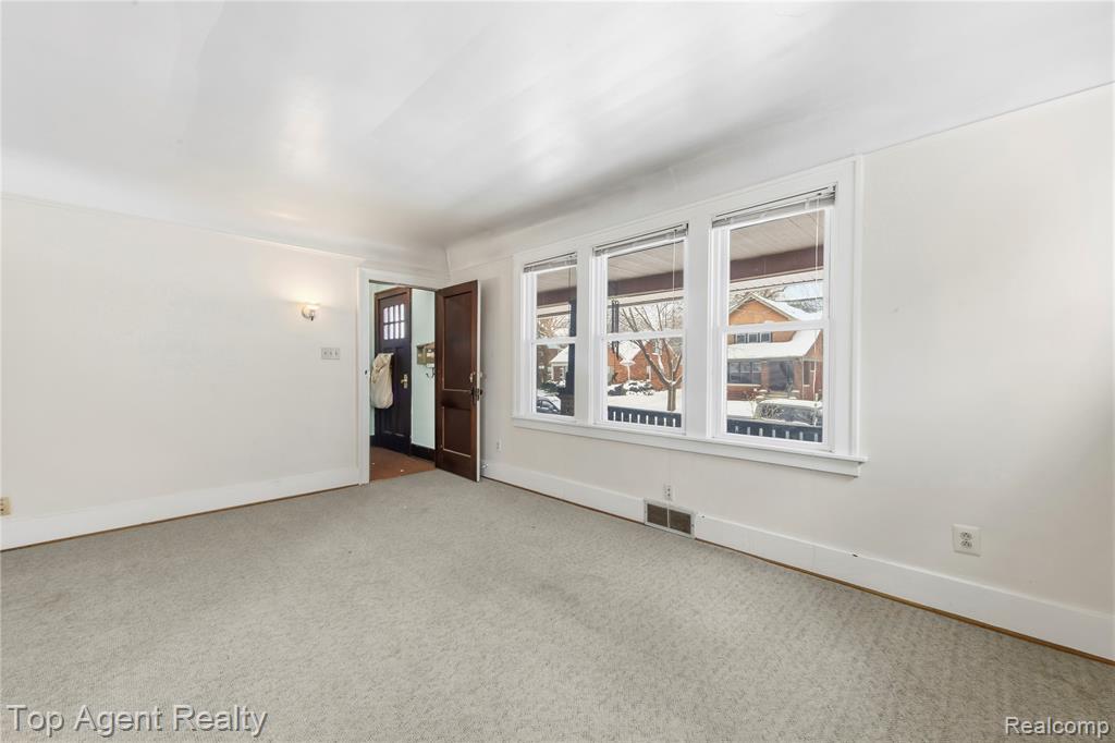 475 W Breckenridge Street, Ferndale, MI 48220 — Photo 8