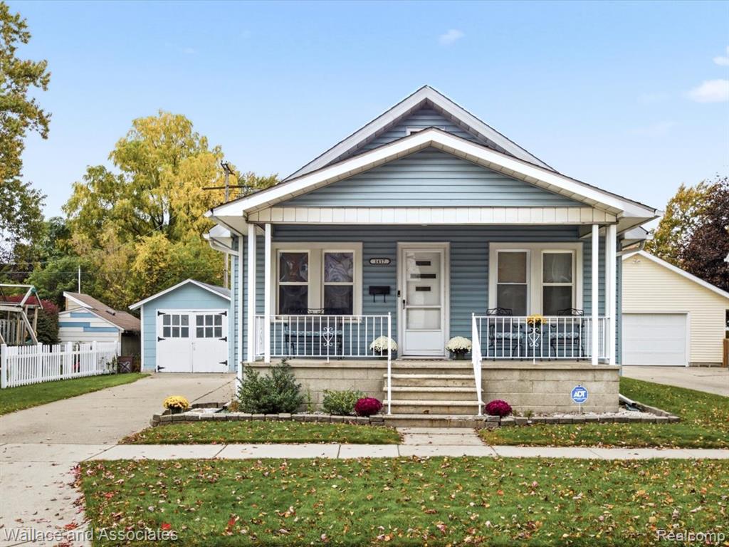 1417 18th Street, Port Huron, MI 48060