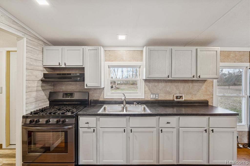 2170 W Sloan Road, Burt, MI 48417 — Photo 15