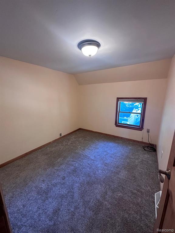 543 W MIDDLE Street, Chelsea, MI 48118 — Photo 11