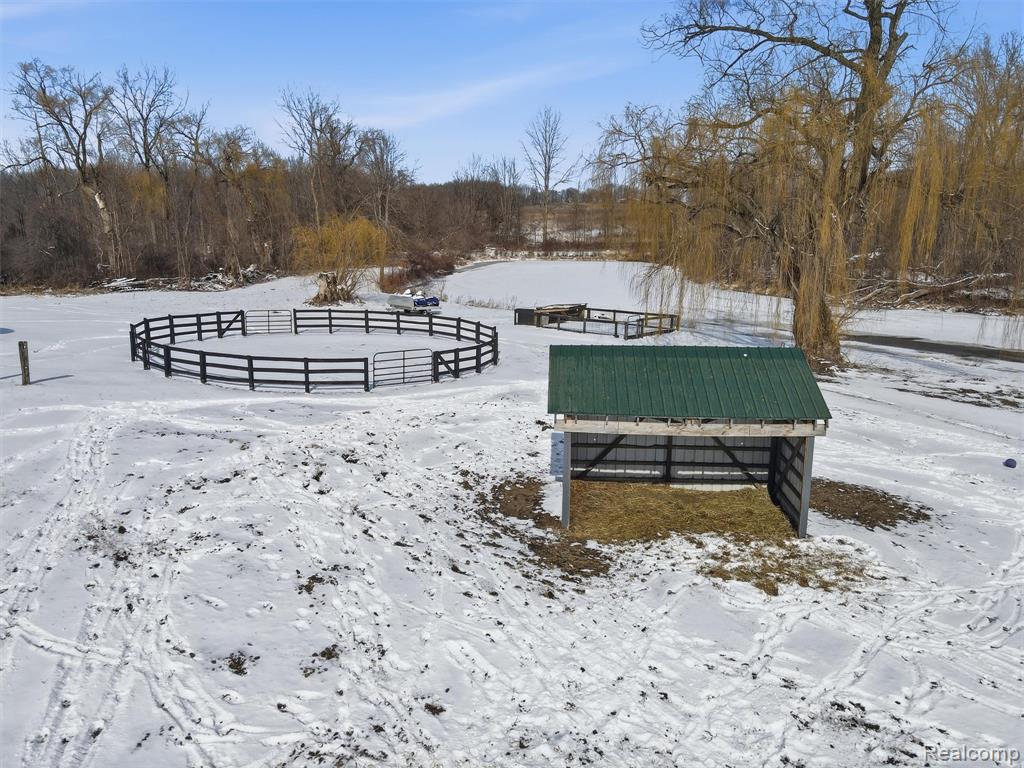 3942 Birch Run Road, Millington, MI 48746 — Photo 42