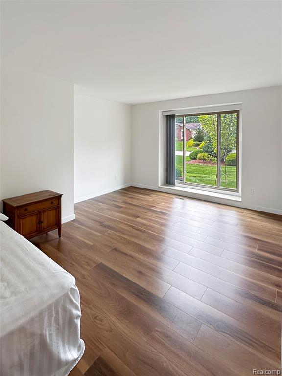457 LAKE FOREST Road, Rochester Hills, MI 48309 — Photo 10