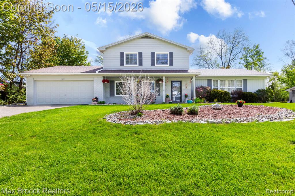 4225 Westover Drive, West Bloomfield, MI 48323 — front exterior