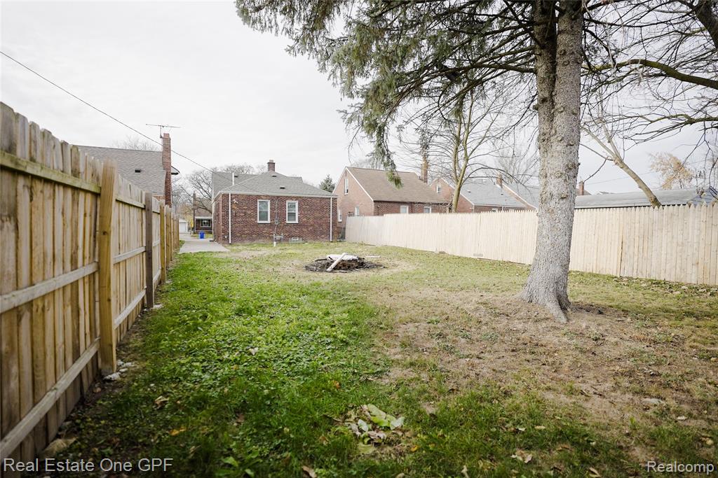 7702 Patton Street, Detroit, MI 48228 — Photo 7