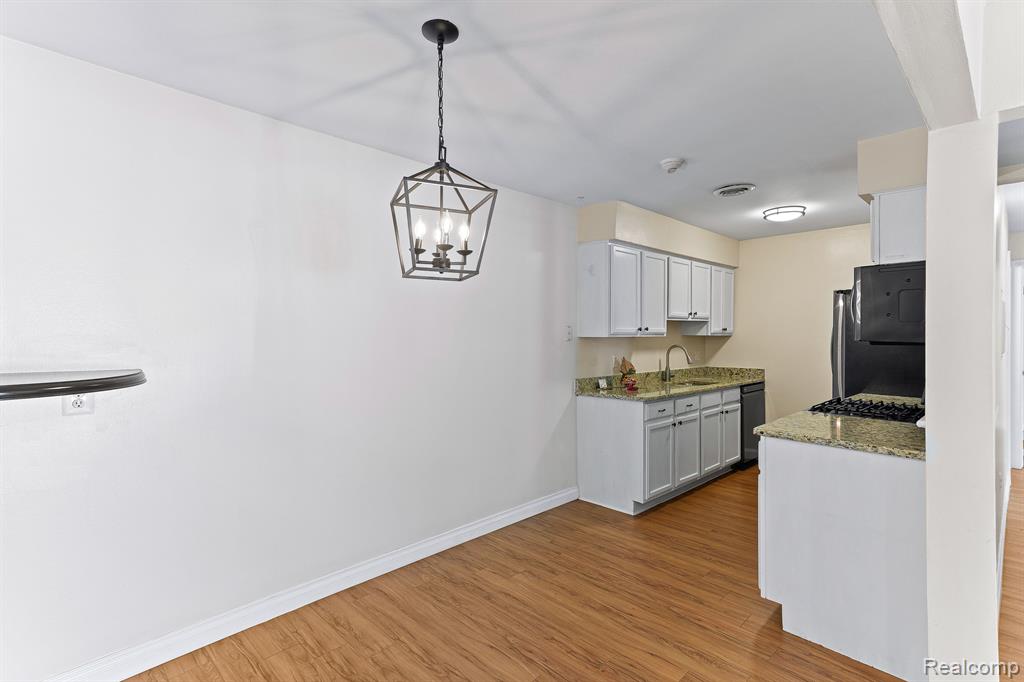 44435 SAVERY Drive, Canton, MI 48187 — Photo 5