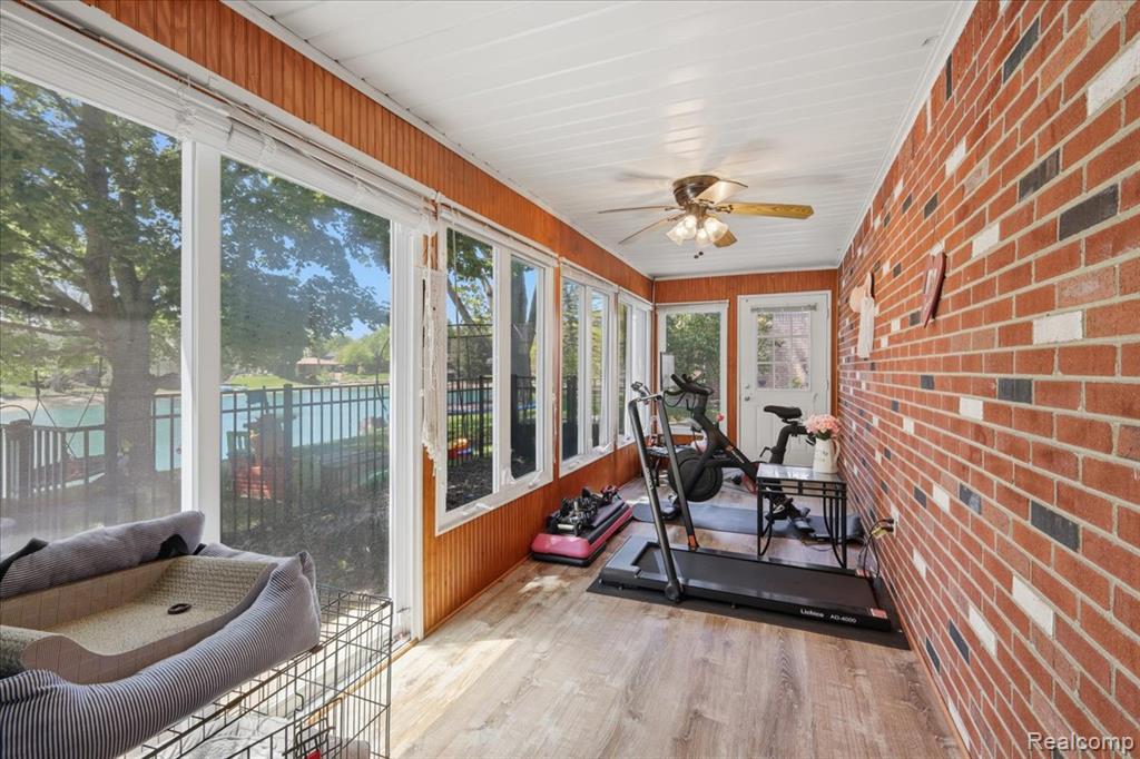 52448 Belle Arbor, Utica, MI 48316 — Photo 38