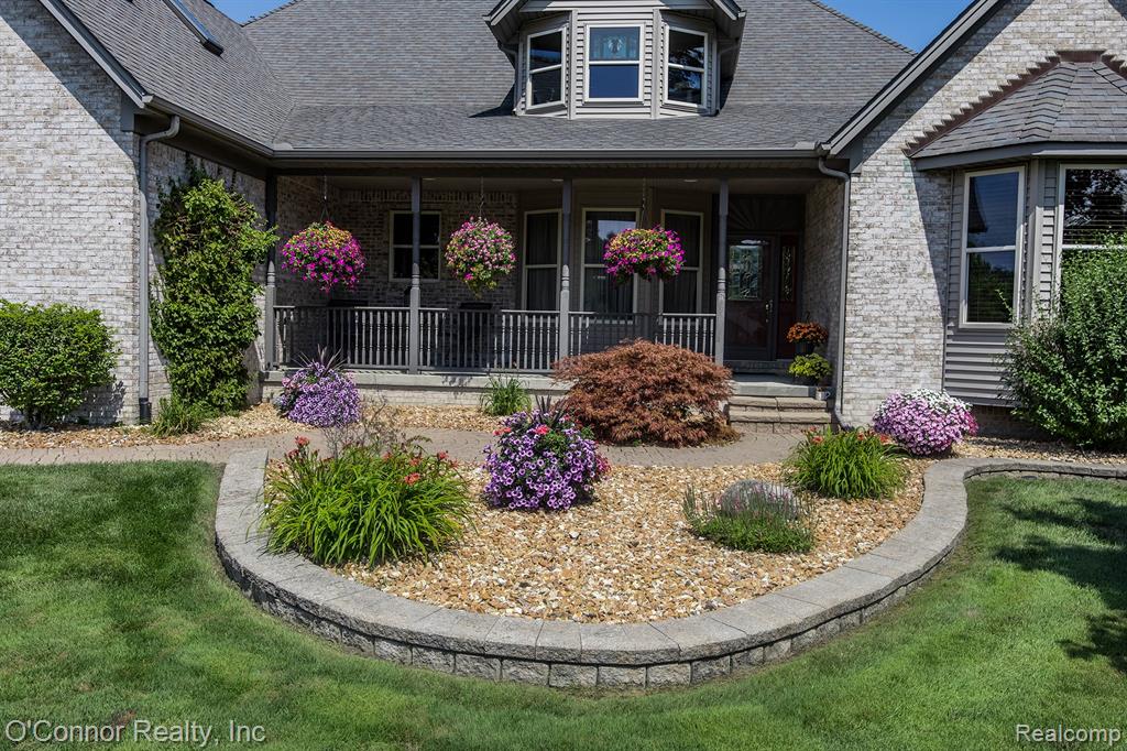 765 Lomasney Lane, Marysville, MI 48040 — Photo 3