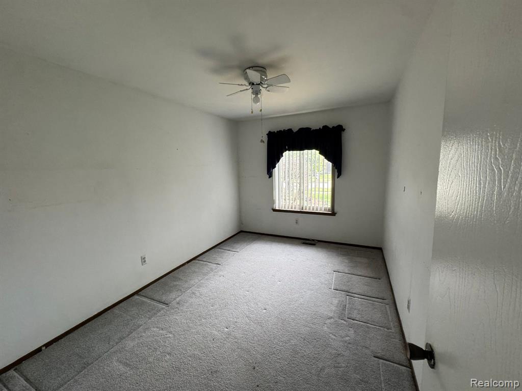 41243 MUELLER Street, Clinton Twp, MI 48038 — Photo 13