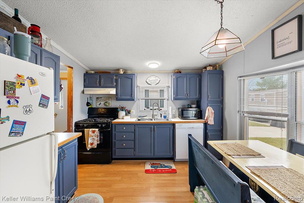 2119 Redwood Avenue, Columbus, MI — Photo 4