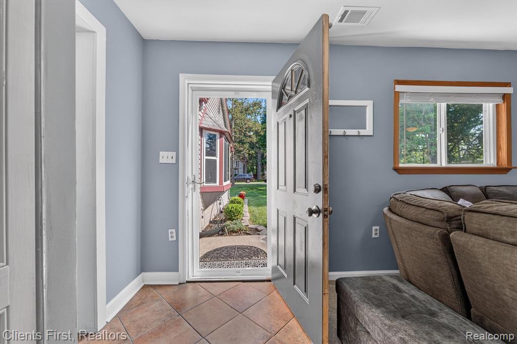 36852 Chase Street, Romulus, MI 48174 — Photo 3