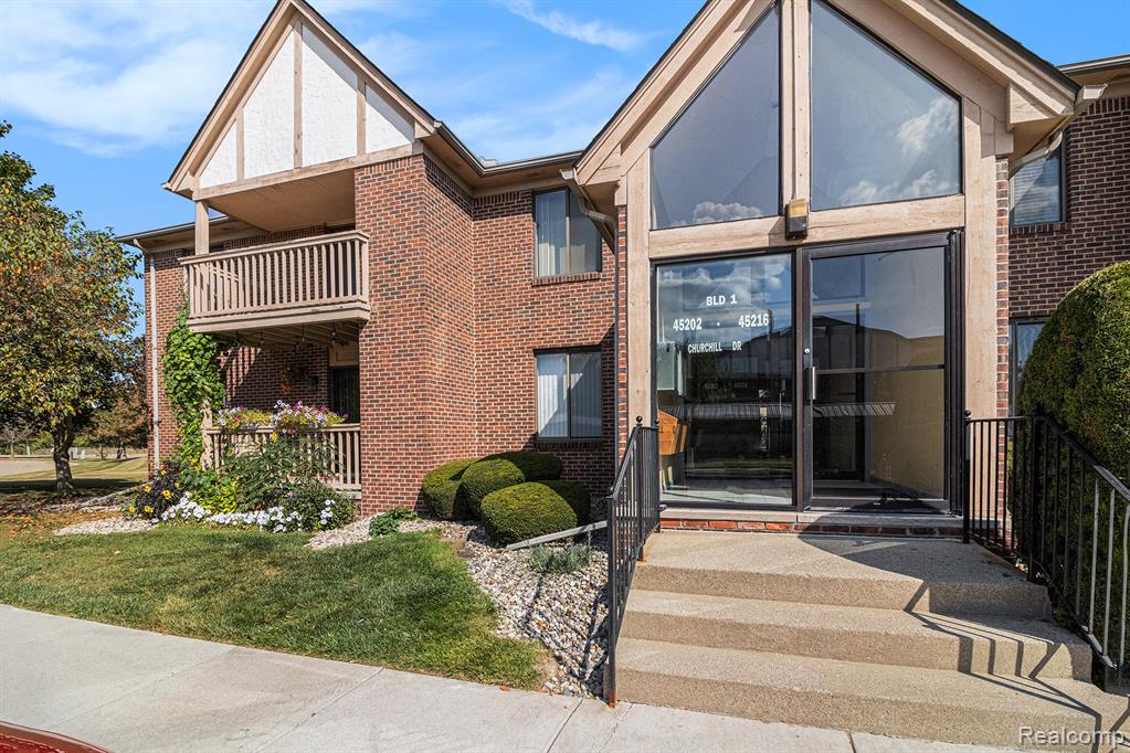 45216 Churchill Drive, 8, Macomb, MI 48044 — front exterior