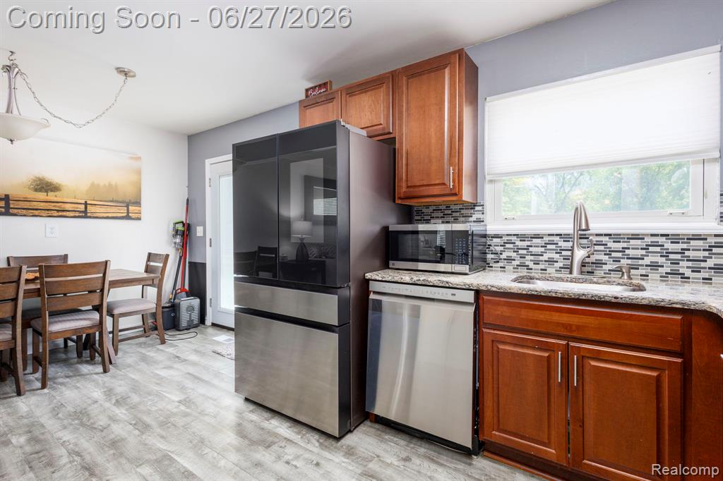 15212 Orchard Court, Romulus, MI 48174 — Photo 6