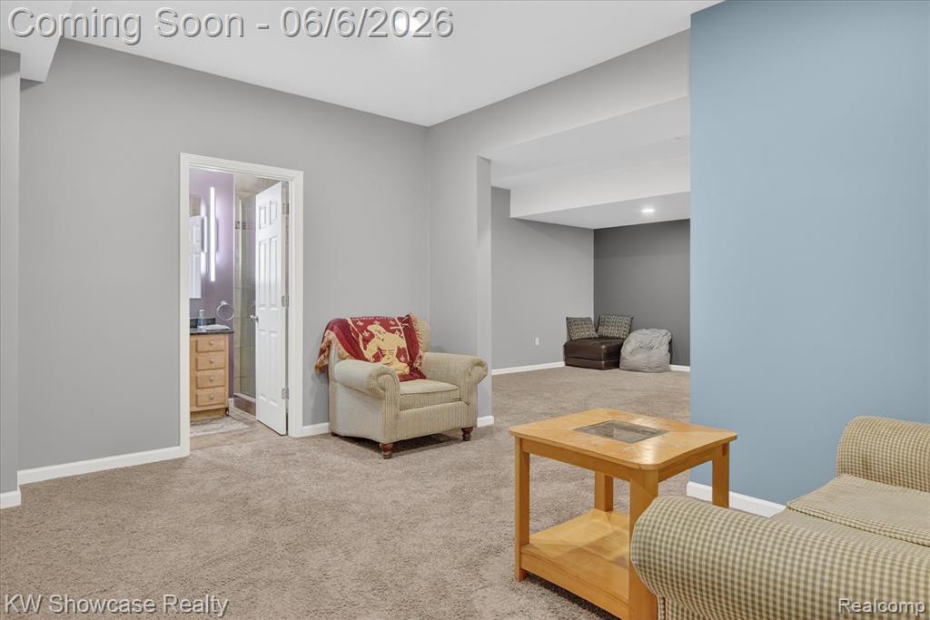 6220 Whispering Meadows Drive, White Lake, MI 48383 — Photo 40