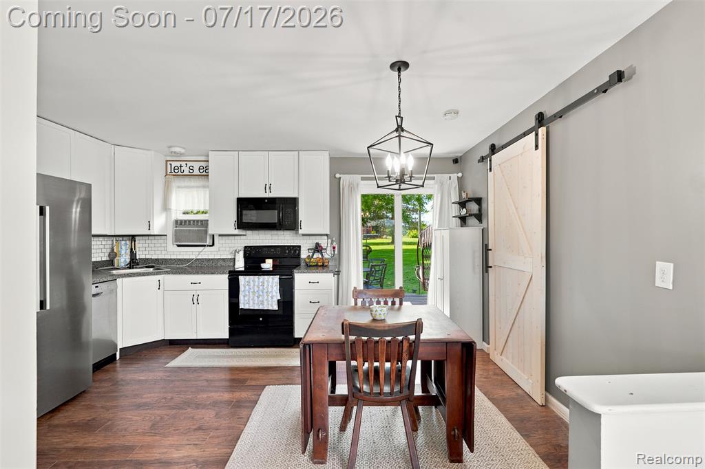 13514 Bird Road, Byron, MI 48418 — Photo 7