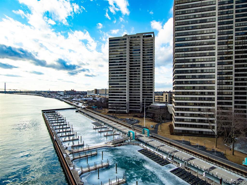 300 Riverfront Drive, 27C, Detroit, MI 48226 — Photo 44
