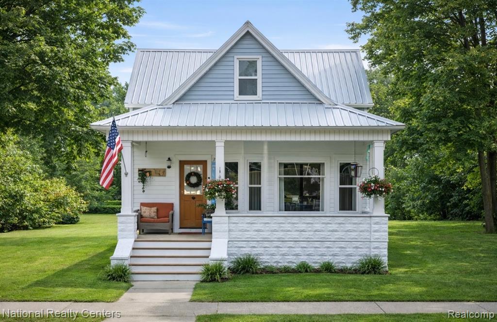 523 N Pine Street, Evart, MI 49631 — front exterior