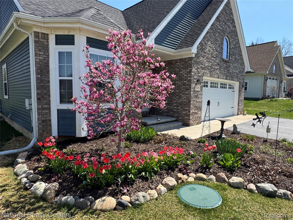 7478 Village Court, 27, Davisburg, MI 48350 — Photo 12