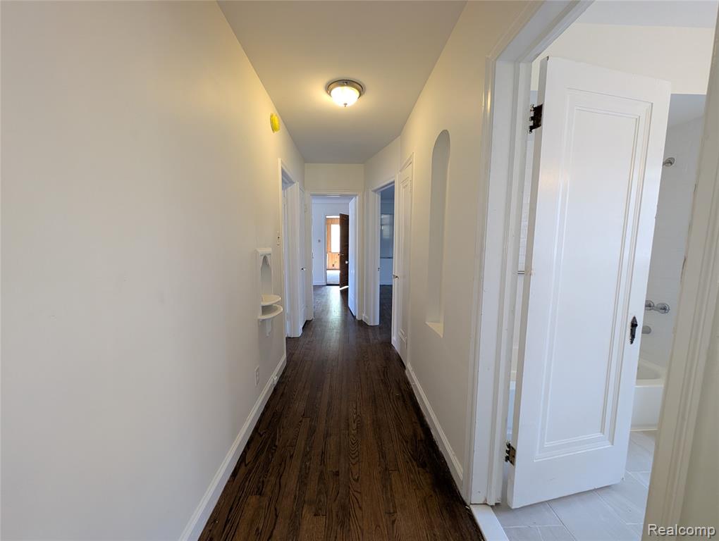 17530 Roselawn, Detroit, MI 48221 — Photo 11