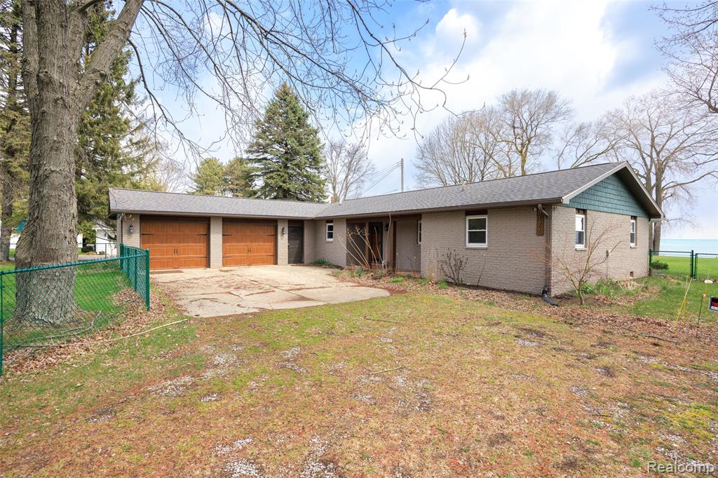 8171 Lakeshore Road, Lexington, MI 48450 — Photo 2