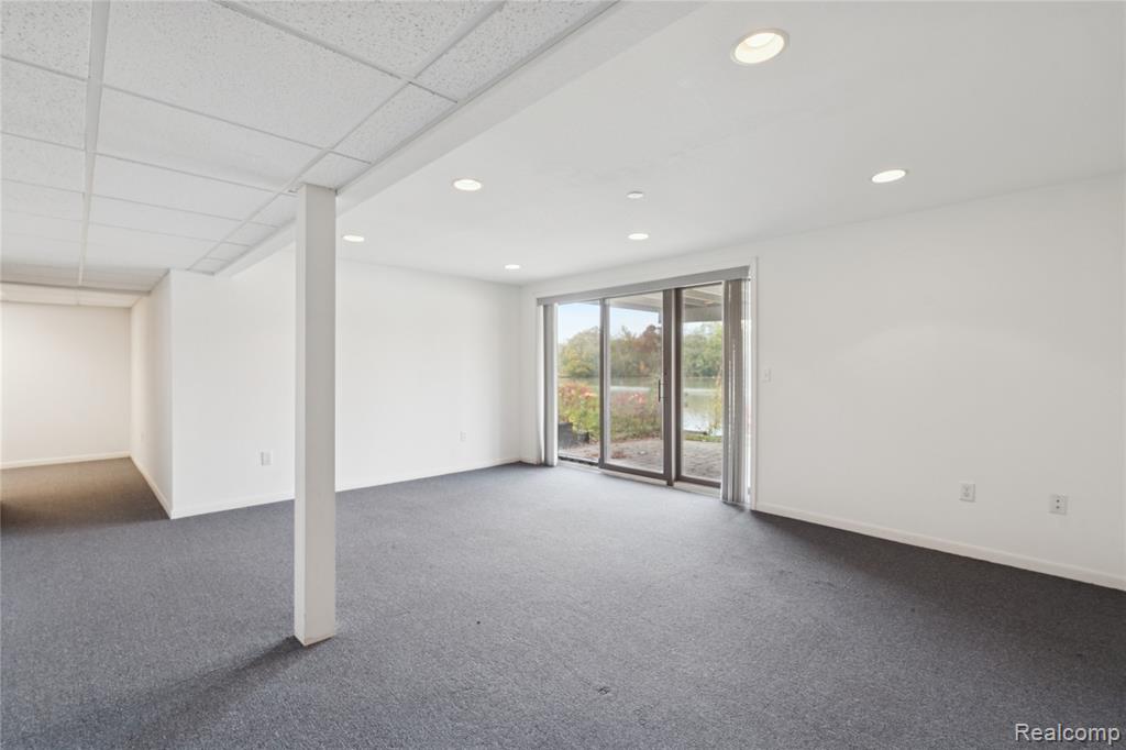 9502 Fenwin Drive, Grand Blanc, MI 48439 — Photo 37