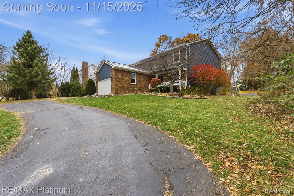 11254 Katrine Drive, Fenton, MI 48430 — Photo 2