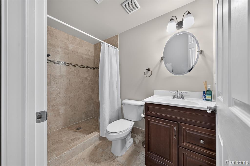 6828 Merrick Drive, Troy, MI 48098 — Photo 54