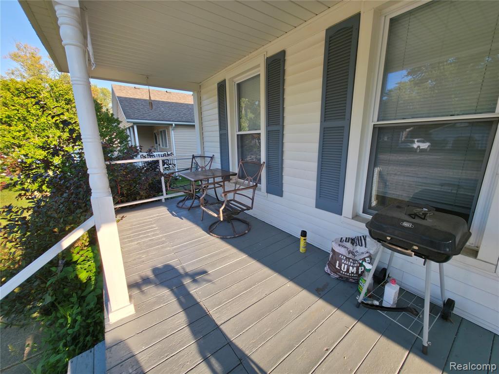 489 DIXIE Boulevard, Algonac, MI 48001 — Photo 3