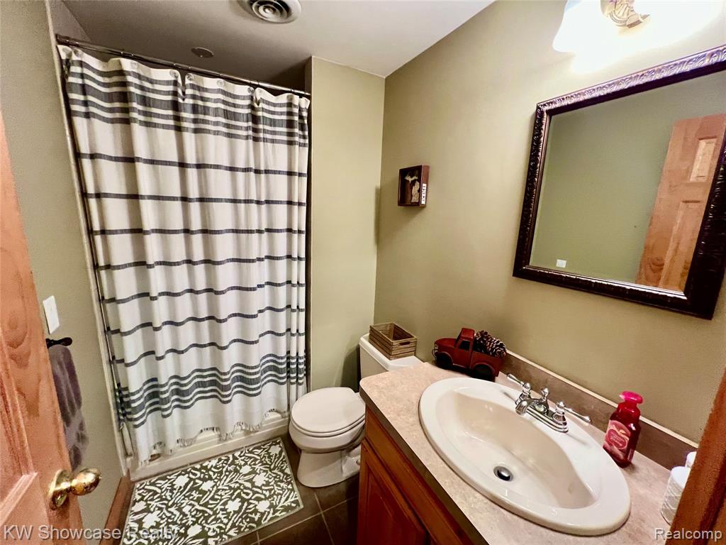 5081 Timber Ridge Trail, Clarkston, MI — Photo 47